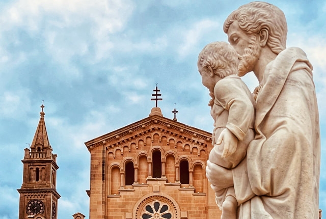 Mellieħa’daki Kırsal Güzellikler: Doğa ile Tarihin Buluşma Noktası