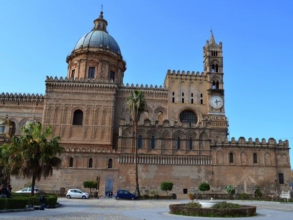 Tarihin Güneşin ve Lezzetin Buluştuğu Cennet Adalar Malta Sicilya Türk Hava Yolları 6 Gece