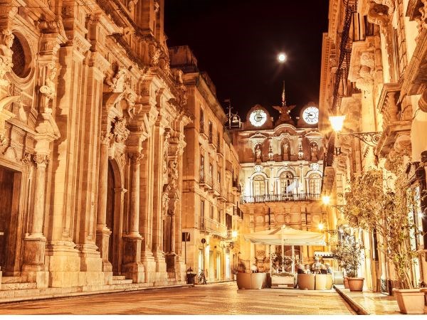 Tarihin Güneşin ve Lezzetin Buluştuğu Cennet Adalar Malta Sicilya Türk Hava Yolları 6 Gece