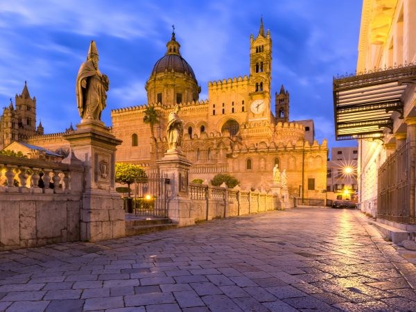 Tarihin Güneşin ve Lezzetin Buluştuğu Cennet Adalar Malta Sicilya Türk Hava Yolları 6 Gece